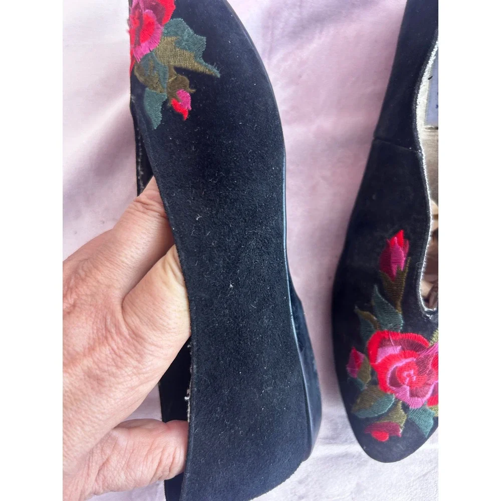 Perry Ellis America Loafers Womens Black Suede Good Floral Embroidered Slippers - Picture 3 of 6